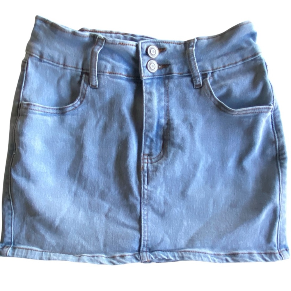 Rue21 Women's Y2K Mini Denim Skirt in Light Wash Blue (S)